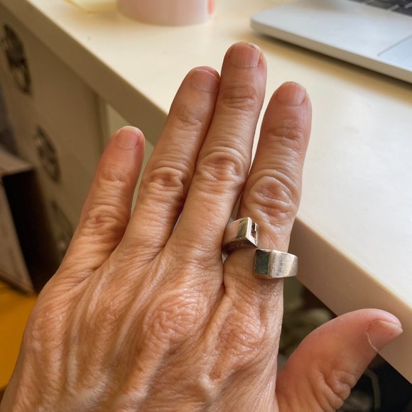 Gucci 925 Sterling Silver and Blue Topaz Ring Size 5 - Picture 15 of 15